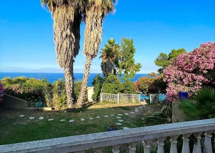 Morosi - Favone Apartment *